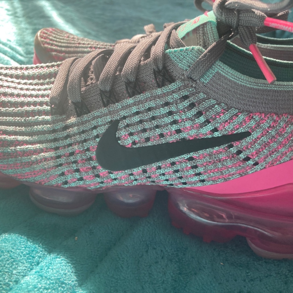 Vapor max flyknit - Picture 4 of 8